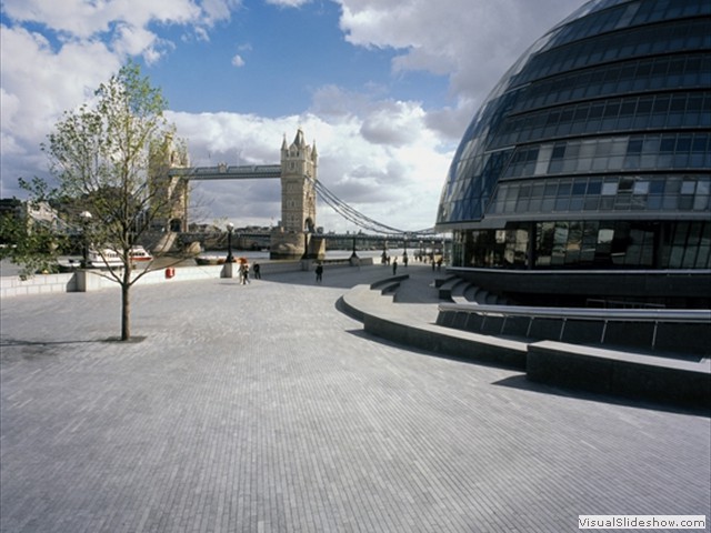 more-london-image-6-555x550